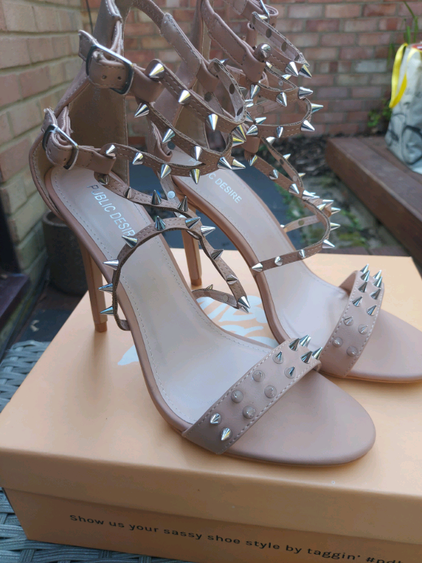 nude shoes size 6